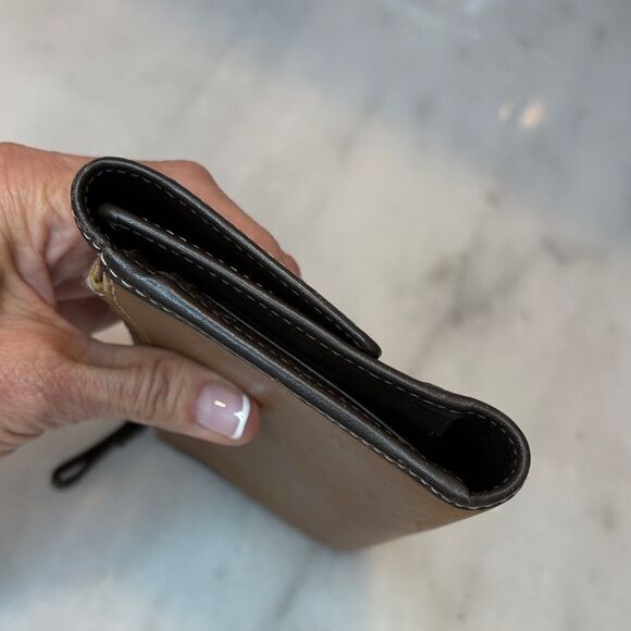 Coach Vintage Soho Trifold Buckle Leather Wallet - Picture 10 of 16